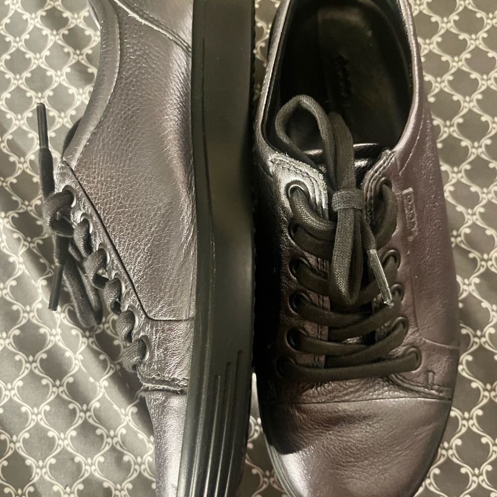 Ecco Women's Sneakers - Picture 2 of 5